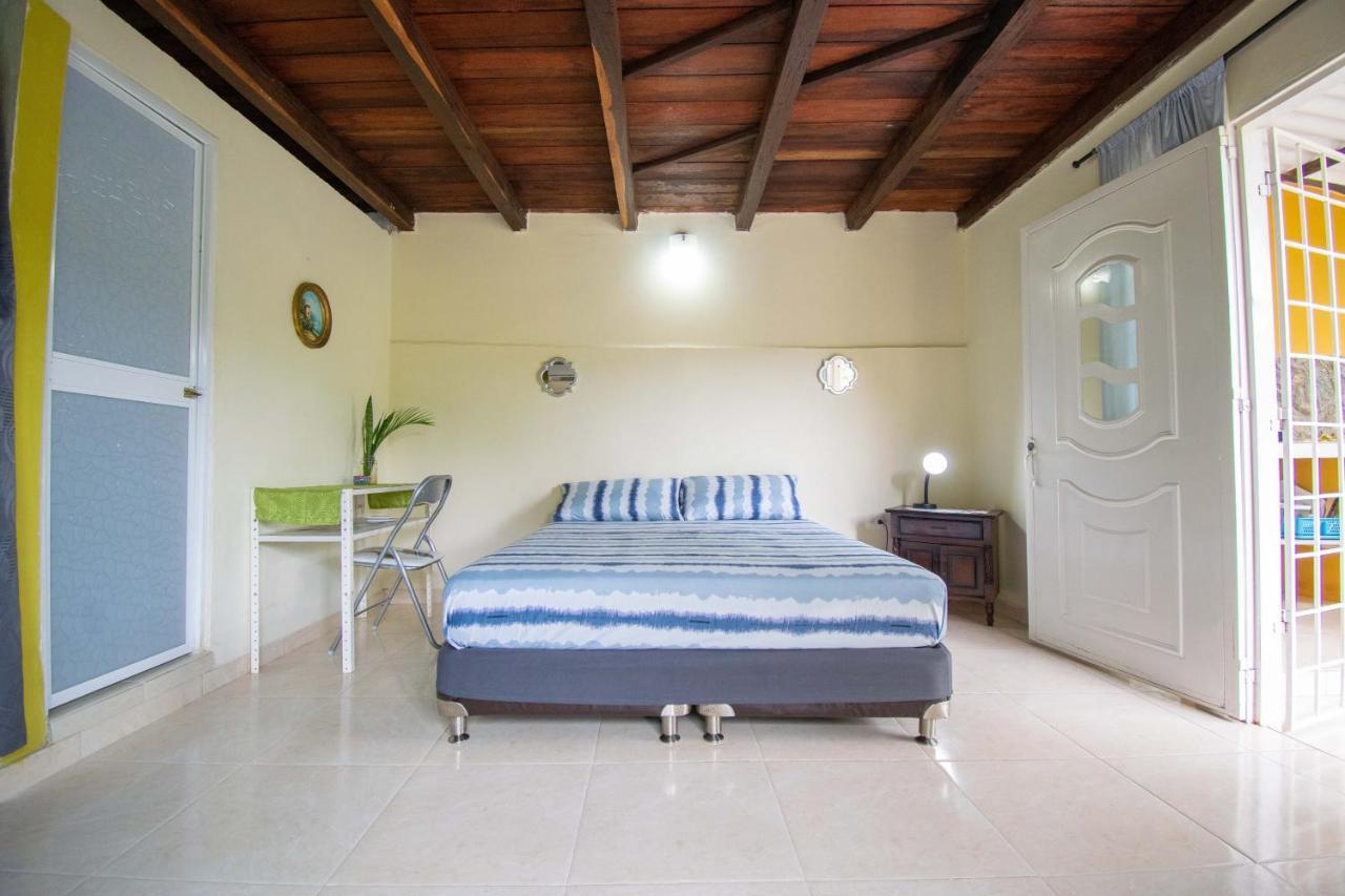 Perth House Taganga Apartment ภายนอก รูปภาพ